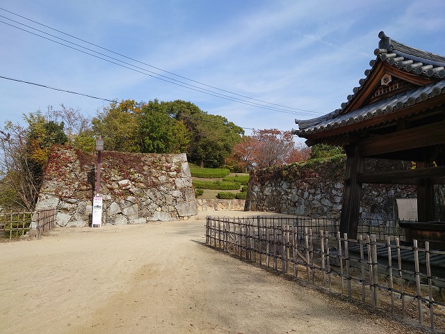 姫路城 清水門跡と鷲の清水