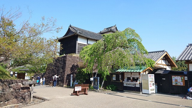 掛川城 太鼓櫓と石垣