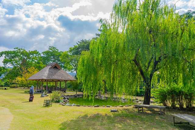 湯築城_道後公園いこいの広場02