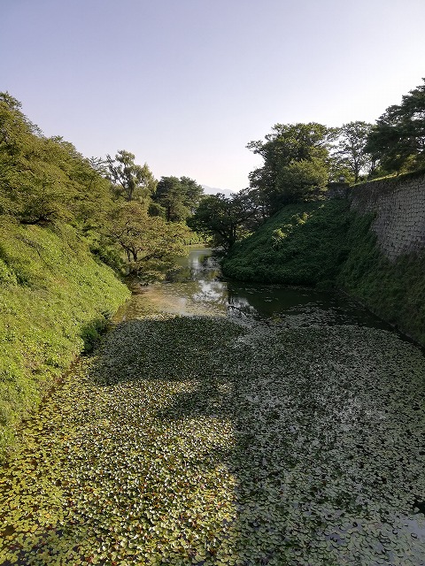 鶴ヶ城(会津若松城) 廊下橋からみた内堀