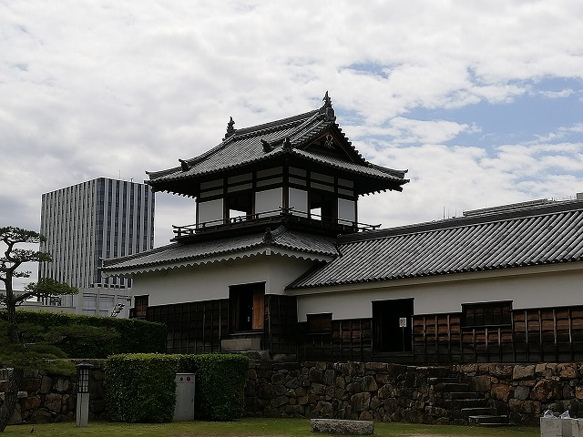 広島城 太鼓櫓(二の丸内部から)
