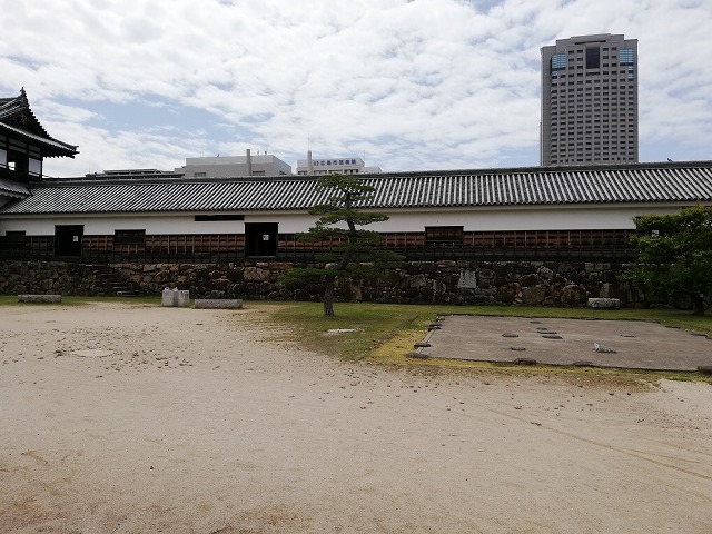 広島城 多門櫓(二の丸内部から)