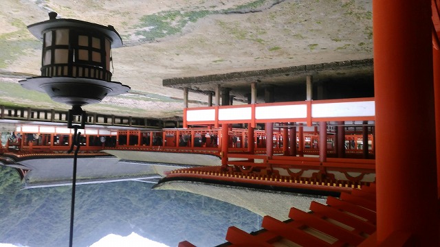 厳島神社 本殿