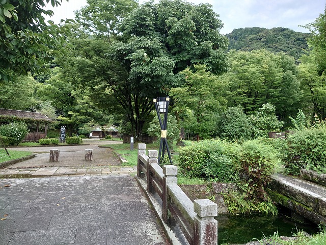 岐阜城 岐阜公園(瞑想の小径入口)