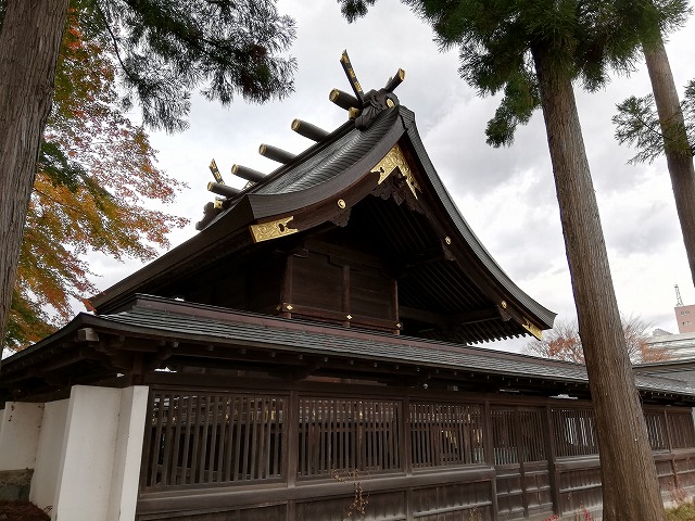 盛岡城 櫻山神社(三ノ丸から見た)