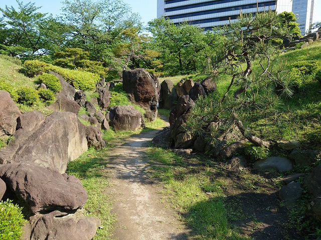 旧芝離宮恩賜庭園_枯滝石組