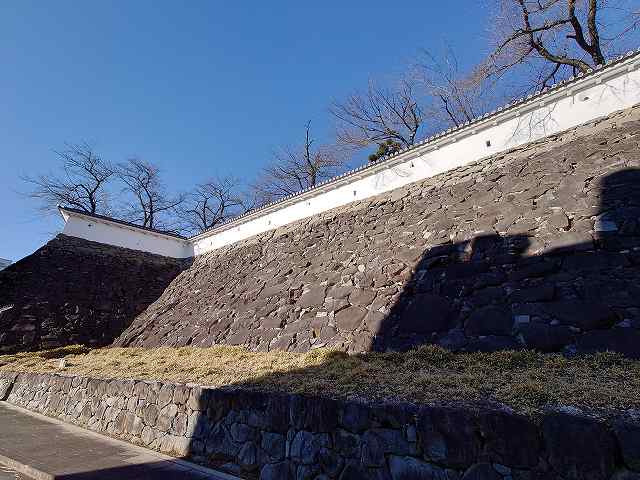 甲府城 数寄屋曲輪の石垣(東側)
