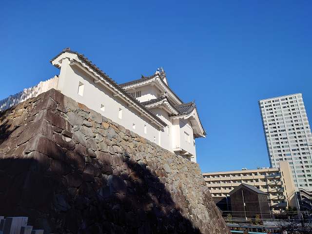 甲府城 稲荷櫓と土塀