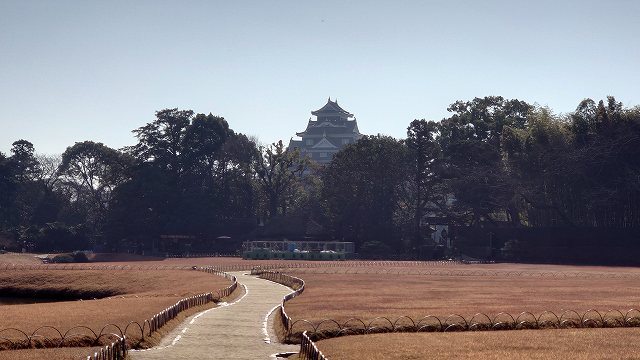 岡山城_後楽園と天守閣03