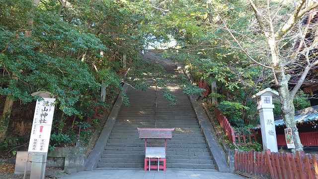 駿府城_静岡浅間神社_麓山神社への石段01