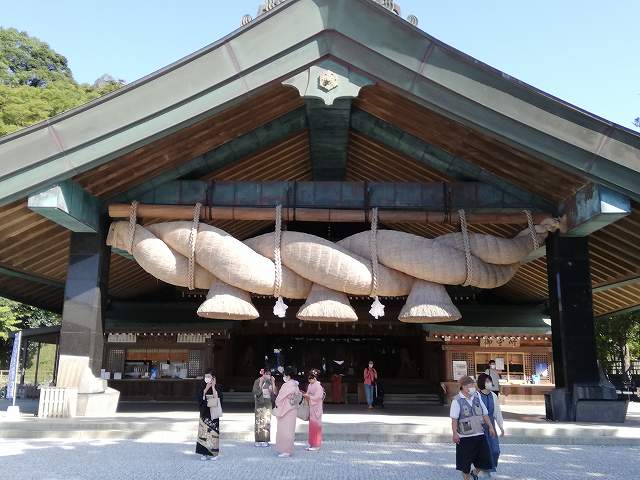 出雲大社 神楽殿大しめ縄
